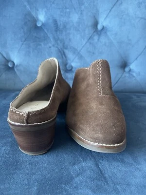 COLE HAAN Mujer 9B Marrón Gamuza Zuecos Cuero Slides Mules Zapatos Sin Cordones Base para Pasar Foto 1 de 4