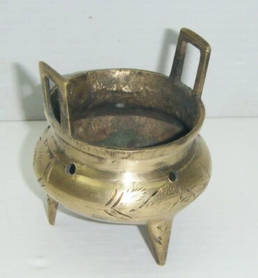 Quemador de incienso chino vintage de latón Foto 1 de 4