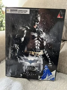 DARK KNIGHT TRILOGY PLAY ARTS KAI Batman 01 ACTION FIGURE - Picture 1 of 11