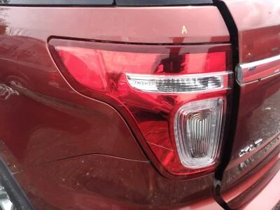 Used Left Tail Light Assembly fits: 2014 Ford Explorer w/o police package red le Foto 1 de 4