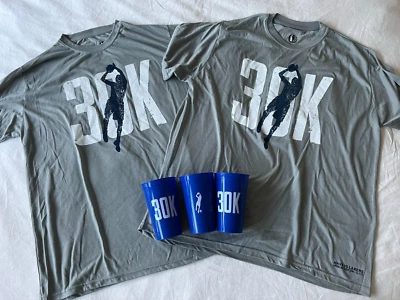 Camisas y copas Dirk Nowitzki 30K puntos XL MVP HoF 2011 campeón - nuevas con etiquetas Foto 1 de 4