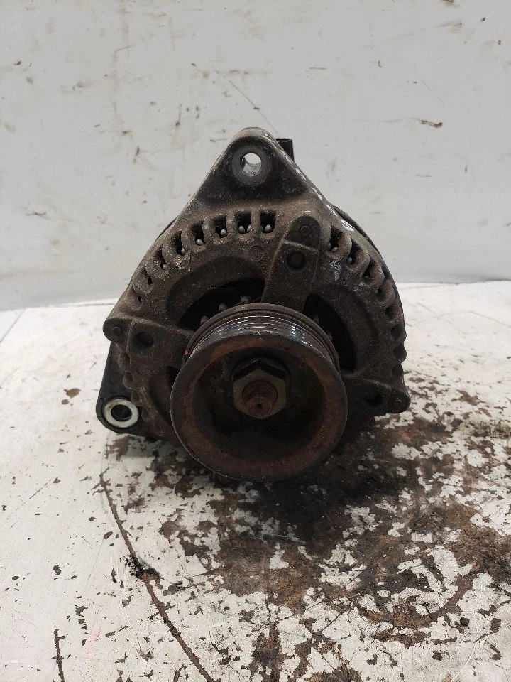 Alternator Fits 02-04 ODYSSEY 1406902 - Image 1 of 4