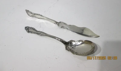 Antiguo Juego de Cuchara y Cuchillo Mantequilla WM Rogers Carlton Plata Concha de Azúcar Foto 1 de 4