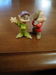 Lot Of 2 Mini Dwarfs Disney Dopey And Grumpy Figures 2" Collectible - Picture 1 of 9