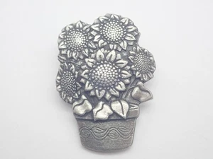 Flowers Vintage Lapel Pin - Picture 1 of 3