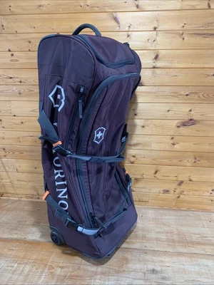 Bolsa de viagem Victorinox Rolling vermelha borgonha extra grande GUC 36” x 14,5” x 12” - Imagem 1 de 4