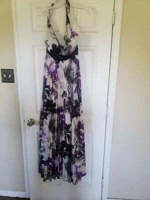 Vestido de noche XOXO púrpura y blanco talla mediana Foto 1 de 4