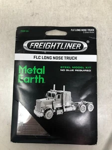 FLC Long Nose Truck Freightliner Metal Earth 3D Laser Cut Metallmodell MMS144 - Bild 1 von 5