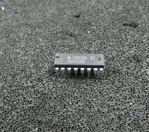 CD4502BE - Buffer, CD4502, 3 V to 18 V, DIP-16 (0228) - Picture 1 of 1
