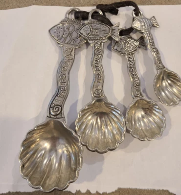 Cuatro cucharas medidoras Seashell Foto 1 de 4