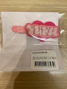 Pinza de pelo Itzy Yuna oficial Midzy Japón 2do aniversario sorteo de la suerte premio E - Imagen 1 de 2