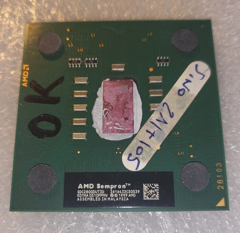 Processeur AMD Sempron 2800+  2Ghz SDC2800DUT3D socket 462  - Photo 1/1