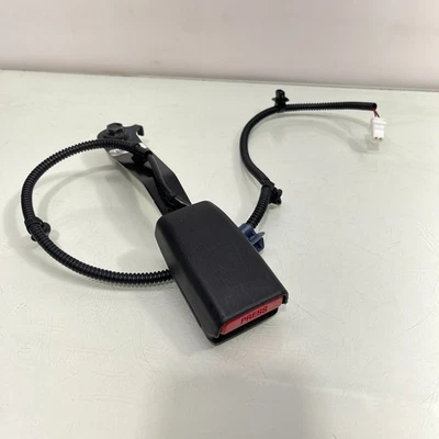 ACURA ILX 2016-2021 HEBILLA DE CINTURÓN DE SEGURIDAD DELANTERO IZQUIERDO DEL LADO DEL CONDUCTOR OEM Foto 1 de 4