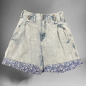 Vintage High Waisted Stone Washed Distressed Mom Jean Shorts Vivre Size 11 H-08 - Picture 1 of 12