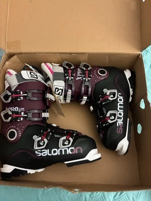 Botas de esquí Salomon X Pro X 80 para mujer 25,5 granate forradas de vellón. Venta al por menor $400. Nuevo en caja Foto 1 de 4
