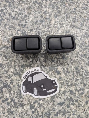 Juego de 2 botones de interruptor de eliminación en blanco muerto tablero OEM 1990-1997 Mazda Miata Mx5 NA Foto 1 de 3