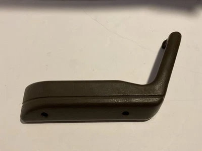 Tirador de puerta interior delantera izquierda marrón 87-93 VW Fox Foto 1 de 4