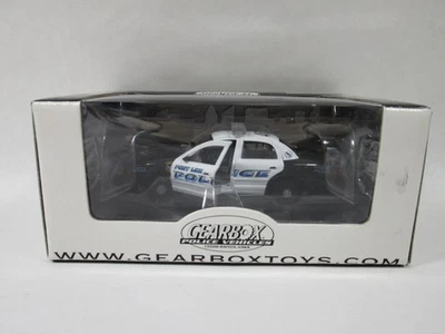 Gearbox Ford Crown Victoria Diecast 1:43 Scale Fort Lee New Jersey Police - Image 1 of 3