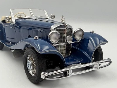 Franklin Mint 1935 Mercedes Benz 500K Special Roadster, Blue, 1:24, Boxed - Image 1 of 4