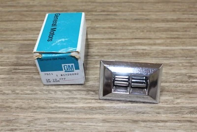 Interruptor de ventana eléctrica de 2 botones para autos GMC 1725092 NOS 1971-81 GMC CHVEY Buick Olds Foto 1 de 4
