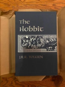 The Hobbit (Limited Folio Edition) No. 642/1000 - J.R.R.Tolkien, Signed Alan Lee - Picture 1 of 6