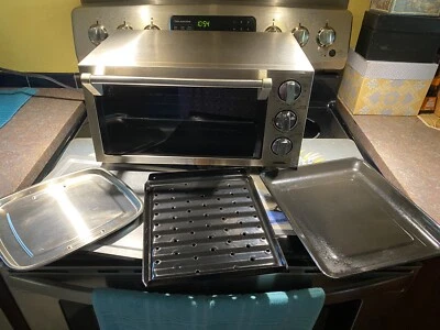 Vintage DeLonghi Convection Toast/Broil/Bake 1400W Tabletop Oven/4 Pans **SEE - Image 1 of 4