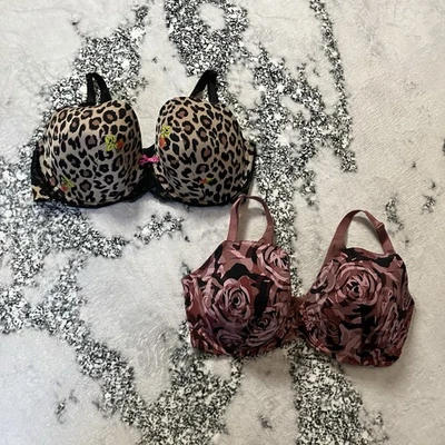 Juego de 2 sujetadores Torrid Curves X Betsey Johnson para mujer talla 38DDD multicolor Foto 1 de 4