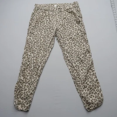 Pantalones cortos Caslon para mujer 100 % lino talla mediana con estampado de guepardo Foto 1 de 4