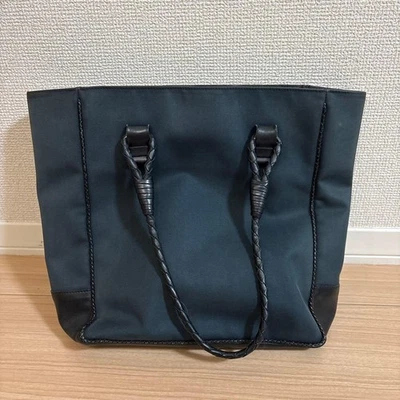 BOTTEGA VENETA Intrecciato сумка с короткими ручками нейлона темно-синий Японии F/S б/у - Изображение 1 из 4