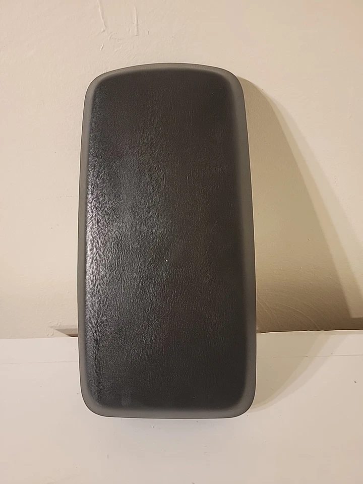 Tampa do console central Pontiac Torrent Chevrolet Equinox 2005 2006 2007 2008 2009 - Imagem 1 de 4