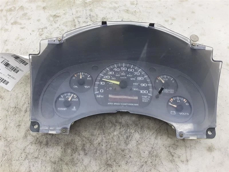 00 01 02 03 04 05 CHEVROLET ASTRO Velocímetro ID 16255825 Foto 1 de 4