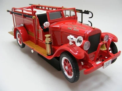 1928 Reo Fire Truck 1/32 New In Open Box - Image 1 of 4