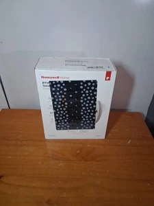 Honeywell RTH6580WF Programmable Thermostat - Picture 1 of 6