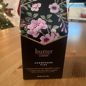 Butter London champagne fizz intense nail and skin treatment candle - Picture 1 of 9