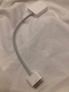 Apple 30-Pin to VGA Adapter MC552ZM/A A1368 for iPad iPhone iPod - Genuine - Picture 1 of 4