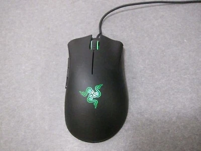 Razer DeathAdder Expert Wired USB Gaming Mouse (RZ010084) - Image 1 of 4