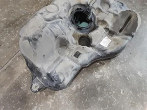 2018-2022 HONDA CIVIC FUEL TANK ASSEMBLY VIN 1-2-4 OEM USED - Picture 1 of 3