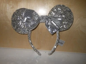 Disneyland Parks Silver SEQUIN Minnie Mouse Ears Headband With Silver Bow 🎀9B - Picture 1 of 2