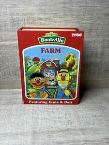 Libro de caja de actividades vintage de la granja de Sesame Street 1994 Jim Henson extremadamente raro *** - Imagen 1 de 8
