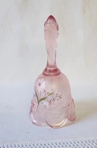 Pink Fenton 1990 EASTER Bell Hand Painted Flowers Dainty Bows Romantic Kitsch - Picture 1 of 6