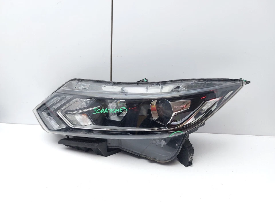 NISSAN QASHQAI J11 FRONT HEADLIGHT LEFT PASSENGER SIDE 100-19010 2018 - Image 1 of 4