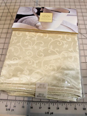 Lenox  IVY Table Cloth swirl design w cord all around 60X102 NEW - Image 1 of 4