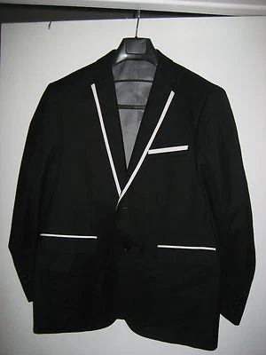 CHAQUETA FERRECCI 40S negra de dos botones para hombre Foto 1 de 4