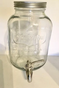 Finding Glass 1 Gal. Glass Beverage Dispenser w/ Ice Infuser - EUC - Picture 1 of 4