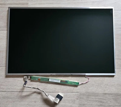 CCFL LCD Display B154EW02 V.5 AU Optronics glänzend 15,4" scree - Bild 1 von 4