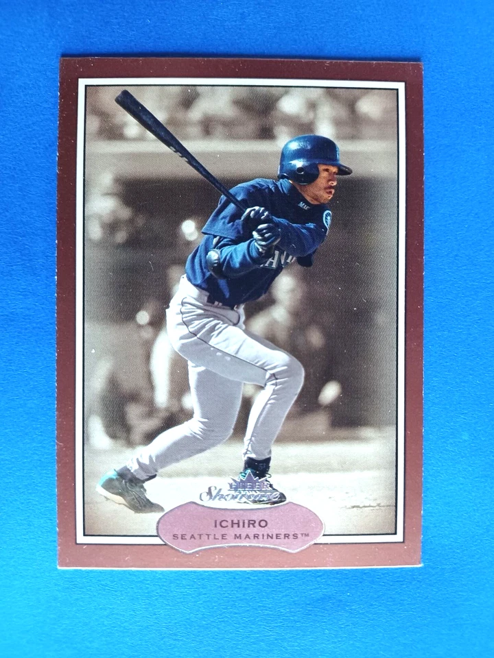 2003 FLEER SHOWCASE ICHIRO SUZUKI #62 BASE CARD SEATTLE MARINERS - Image 1 of 2