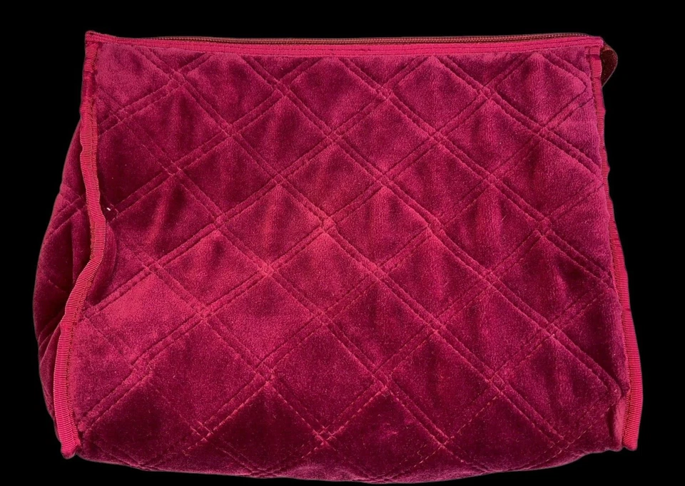 Новый с Ярлыками Adrienne Vittadini косметичка застежки путешествий хранения выстеганный бархат красный $28 - Изображение 1 из 4