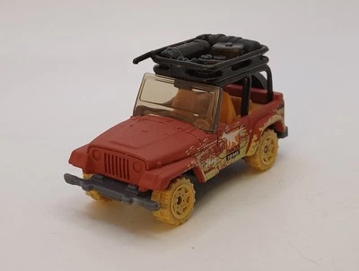 Vtg. 1998 Matchbox Jeep Wrangler Dino Tracks Muddy Variant 1:64 Thailand - Image 1 of 4