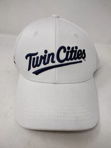 MINNESOTA TWINS MIEMBRO MYTWINS 2025 Twin Cities gorra blanca PORTA BOLETOS DE TEMPORADA - Imagen 1 de 6