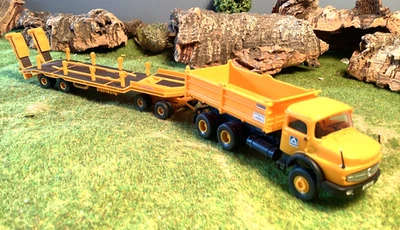 Kibri Tieflader mit Muldenkipper Hochtief Mercedes Hauber 1:87 H0 - Bild 1 von 3